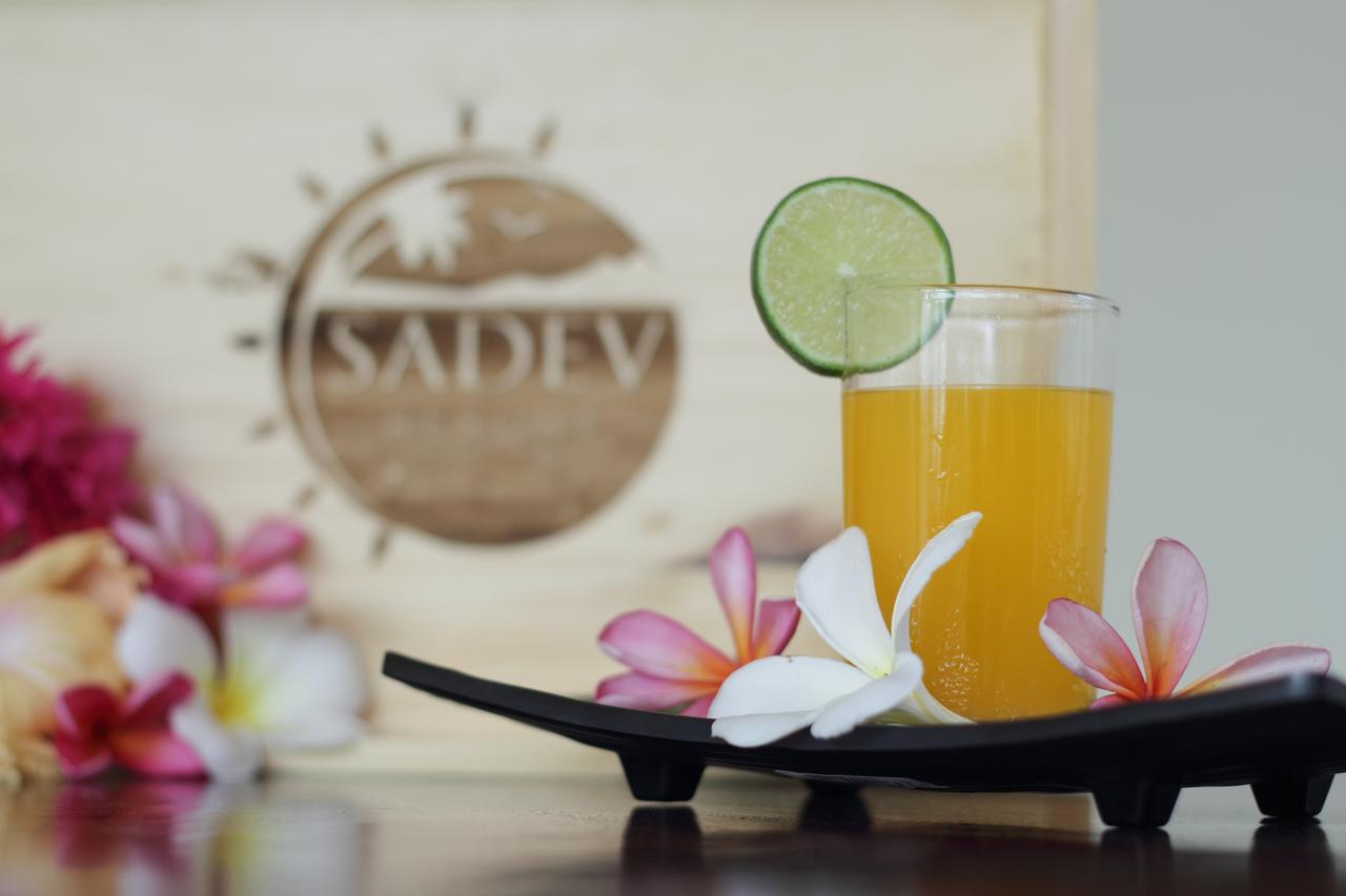 Sadev Resort ギリ・トラワンガン エクステリア 写真