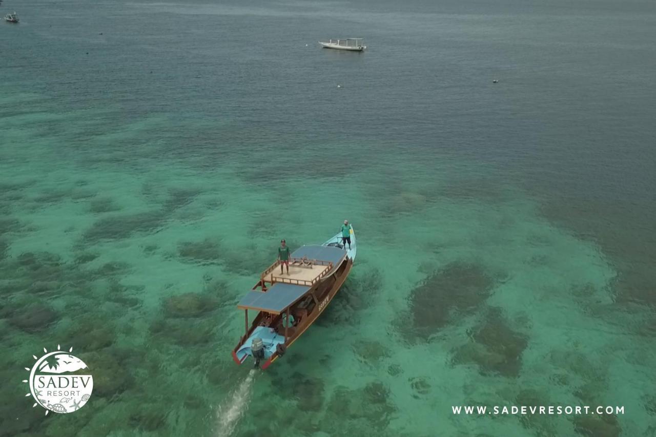 Sadev Resort ギリ・トラワンガン エクステリア 写真